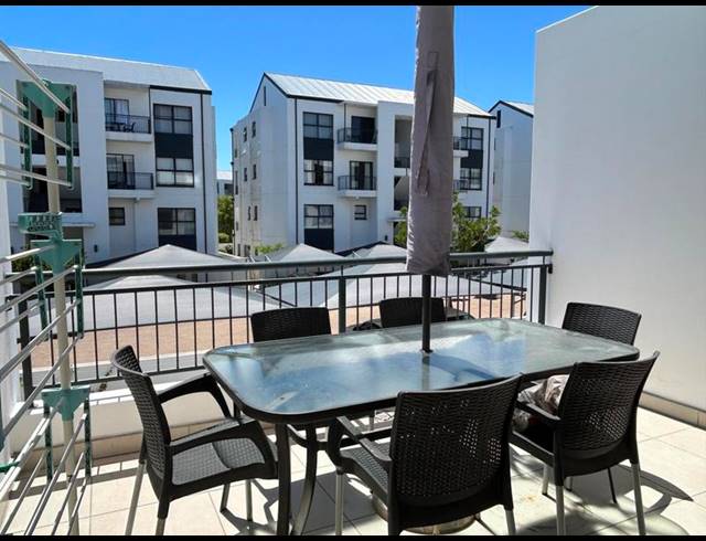 3 BEDROOM APARTMENT FOR SALE IN SANDOWN